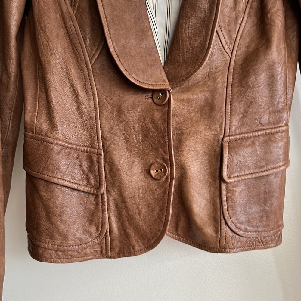 Leather jacket - Picture 3 of 12